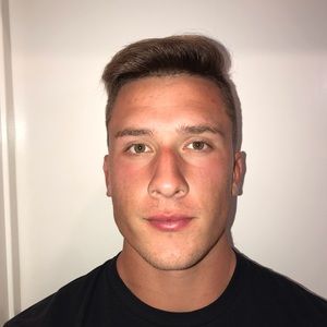 Meet your Posher, Devin